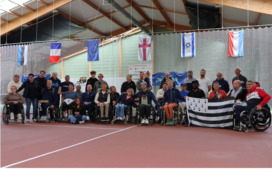 "Localement Vôtre"  Para-tennis" Open de la Côte de Jade" avec Hugo reporter.